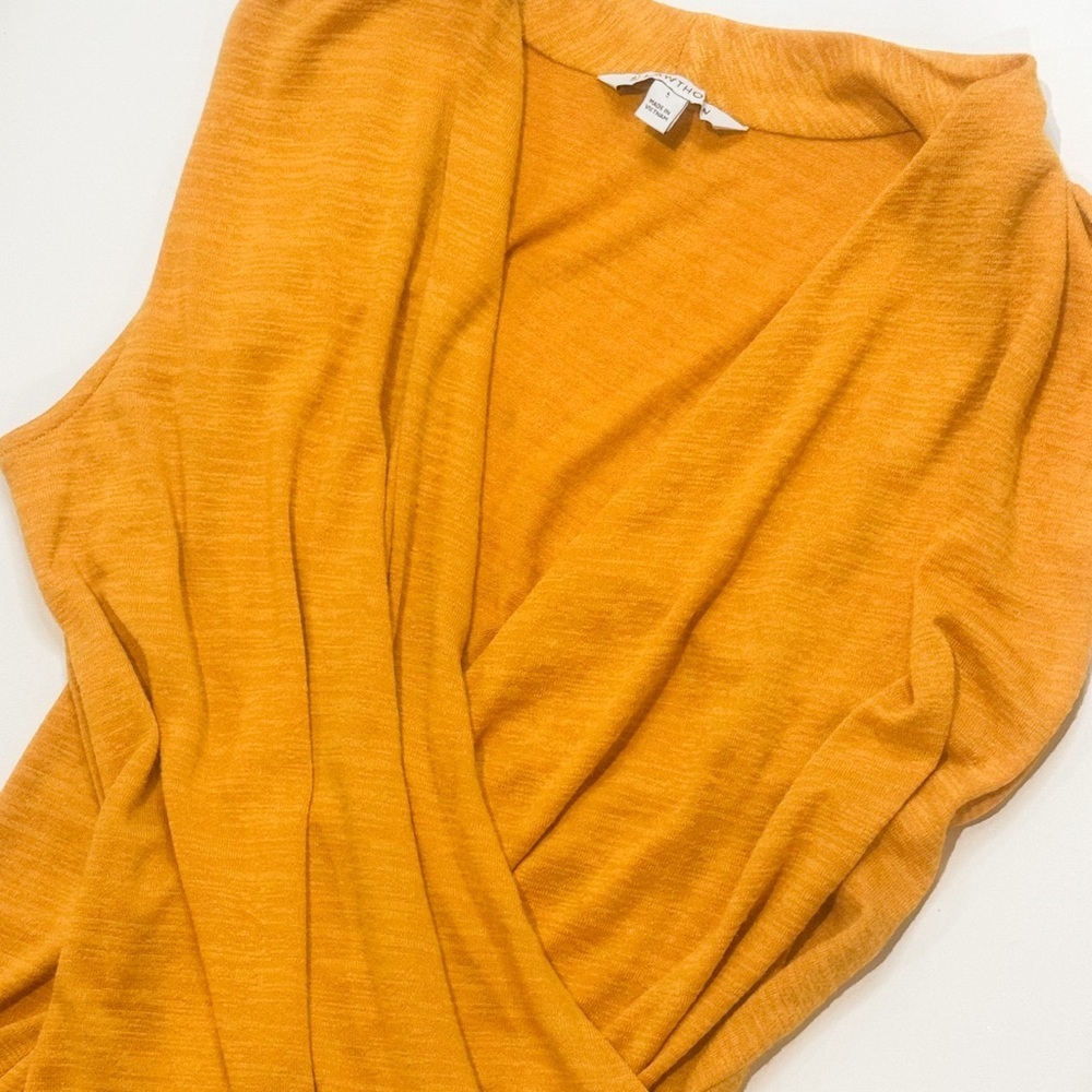Women's Mustard Sleeveless Top - Picture 4 of 7